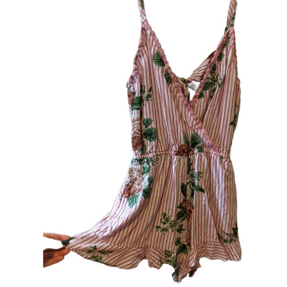 Vintage Y2K Angie Floral Striped Romper Ruffle Hem Boho Beach Festival Cute Sz S - Picture 2 of 6